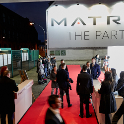 Matrix-Party-376
